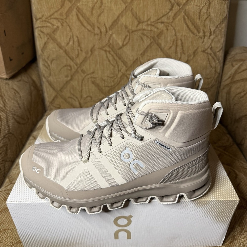 On Running Womens 10 Cloudrock Hiking Boots Beige Desert/Clay Mid Top WATERPROOF